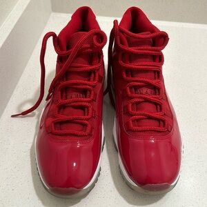 Jordan 11 Retro “Win Like 96” Size 10 lightly worn